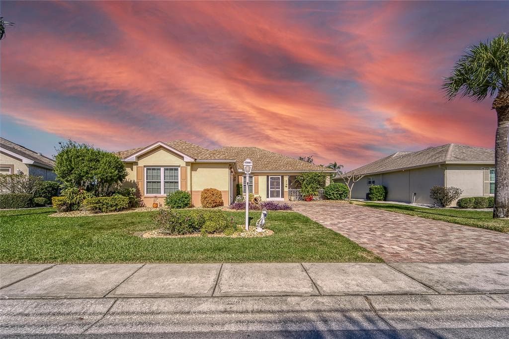 1306 CALOOSA LAKE COURT SUN CITY CENTER, FL 33573
