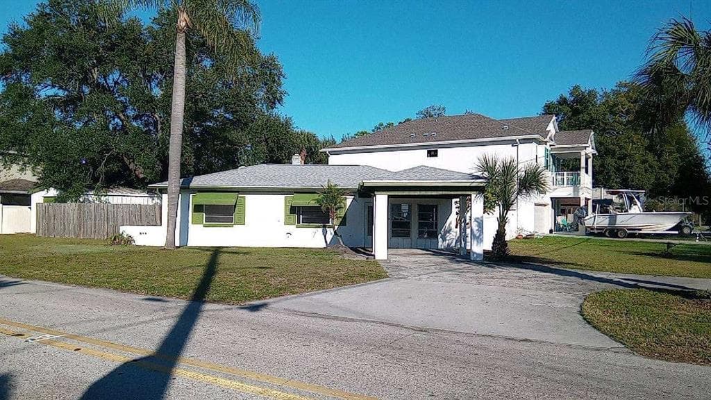 3517 W PAXTON AVENUE TAMPA, FL 33611