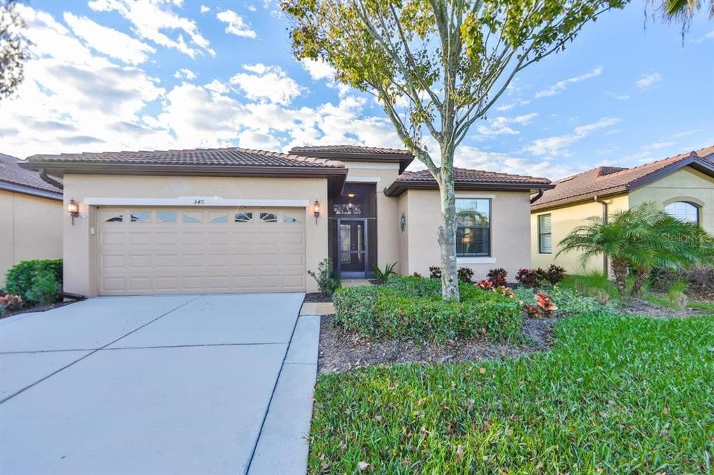 340 CEDAR FALLS DRIVE APOLLO BEACH, FL 33572