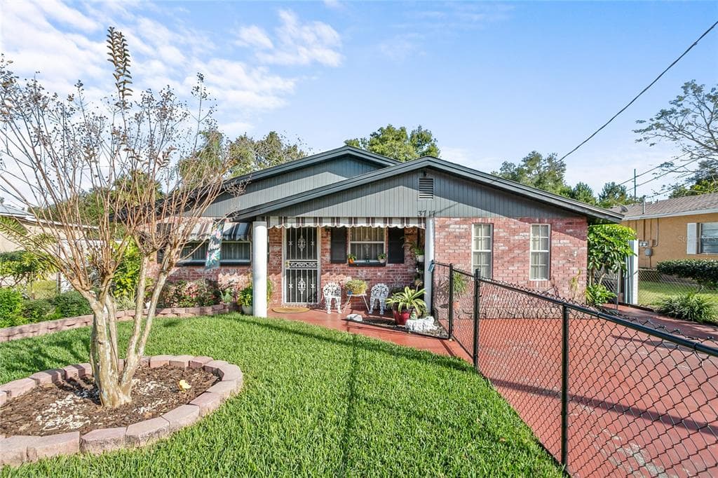 3717 N 55TH STREET TAMPA, FL 33619