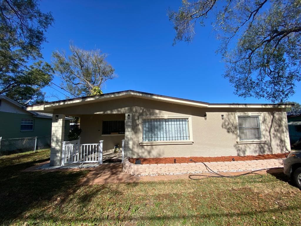 2105 W IDLEWILD AVENUE TAMPA, FL 33603