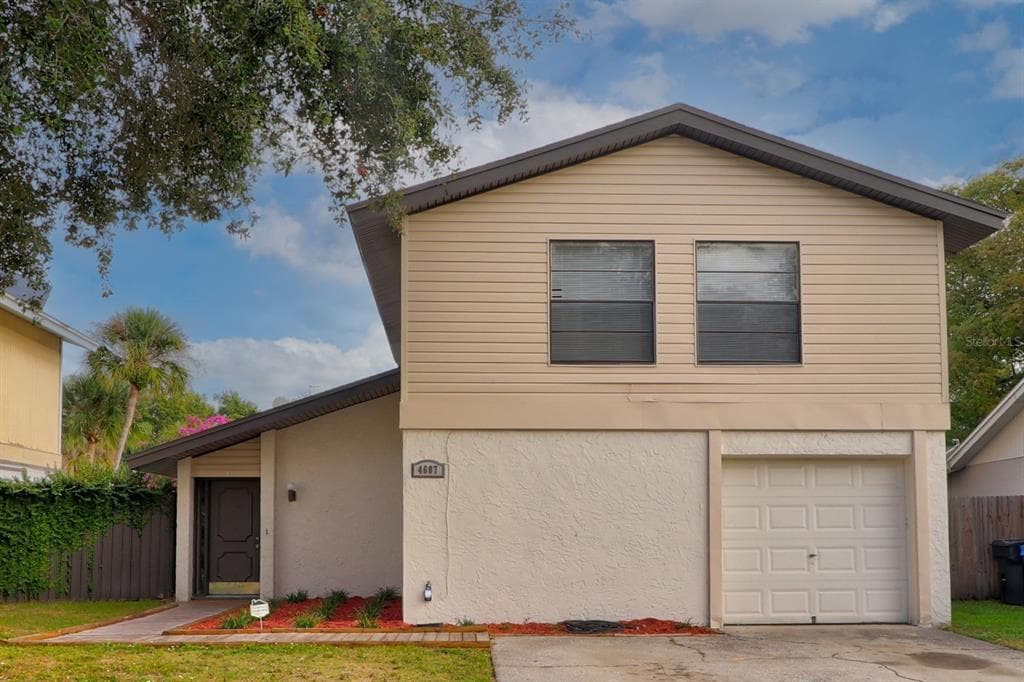 4607 GROVE POINT DRIVE TAMPA, FL 33624
