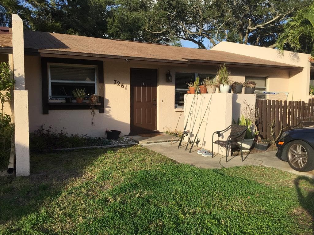 7261 55TH AVENUE N ST PETERSBURG, FL 33709