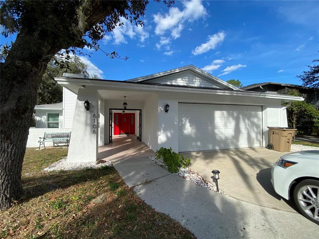 6106 RAIN BRIAR COURT