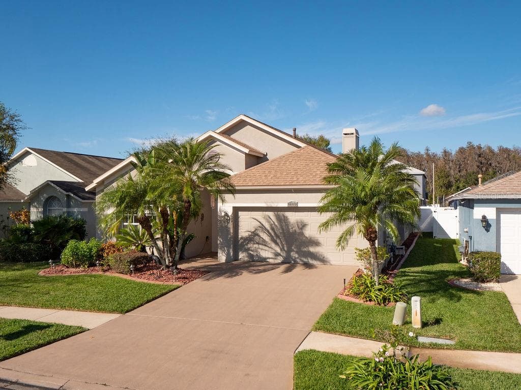 1453 APPLETON PLACE WESLEY CHAPEL, FL 33543