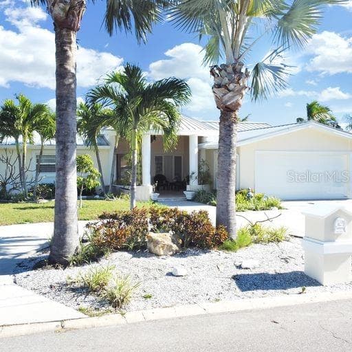 419 LEEWARD ISLAND CLEARWATER, FL 33767