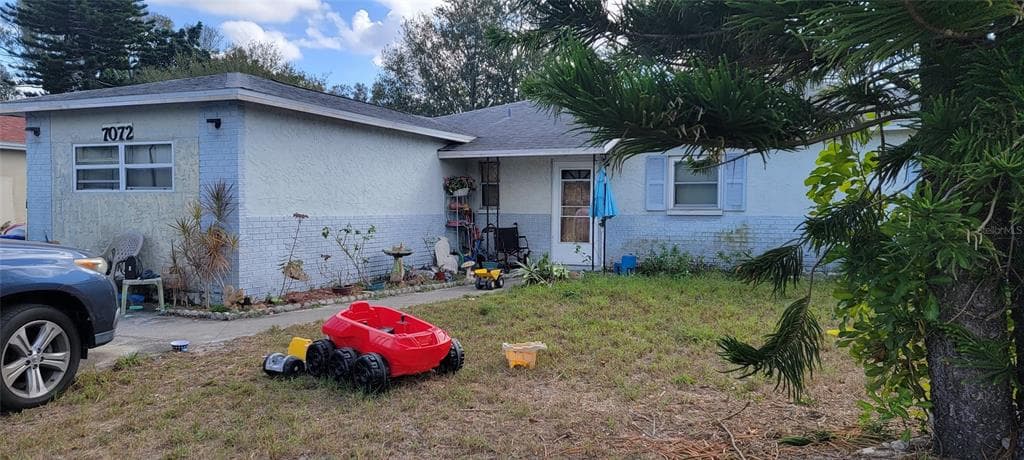 7072 62ND AVENUE N PINELLAS PARK, FL 33781