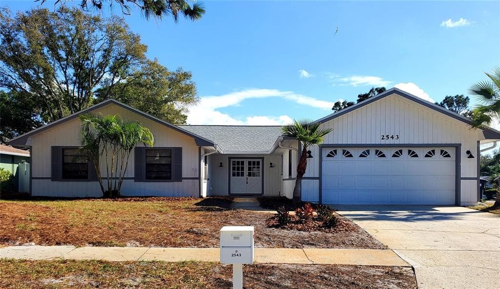 2543 REDWOOD WAY CLEARWATER, FL 33761