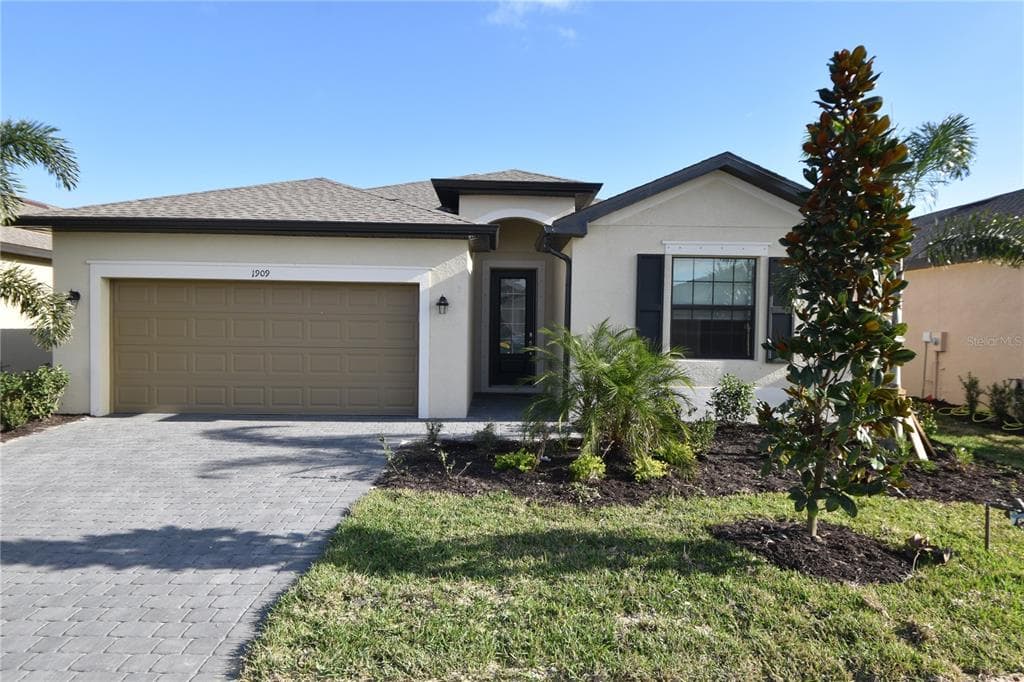 1909 E ISLES ROAD PORT CHARLOTTE, FL 33953