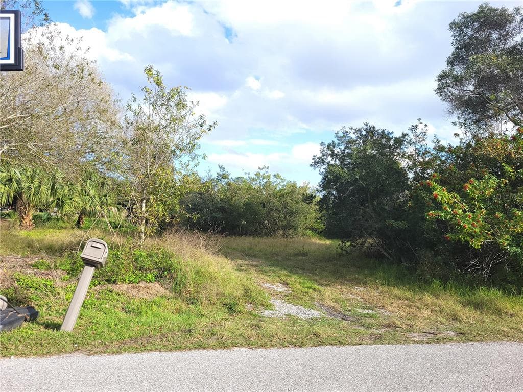 1426 PERSAY DRIVE PUNTA GORDA, FL 33982