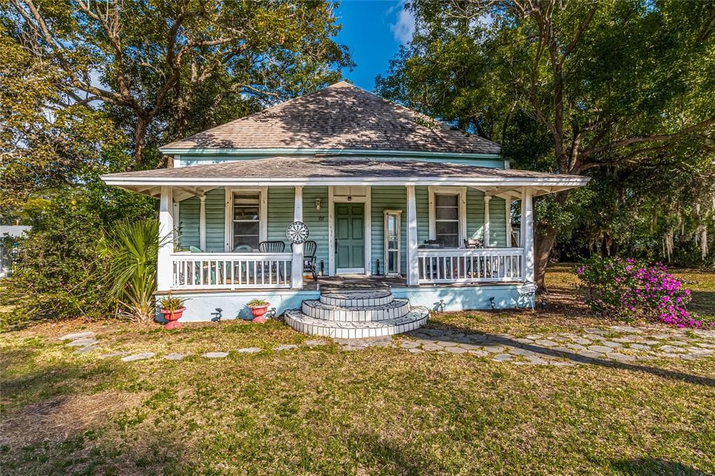 107 W VIRGINIA AVENUE TAMPA, FL 33603