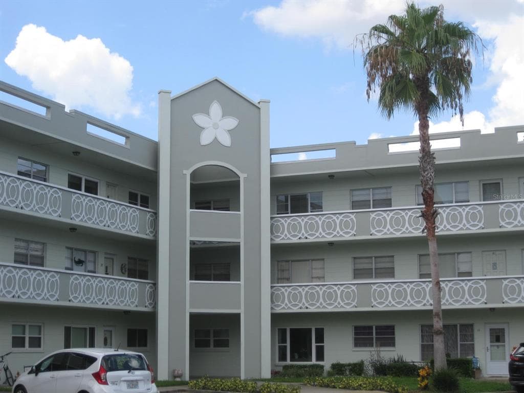 2430 FLORENTINE WAY UNIT 50 CLEARWATER, FL 33763