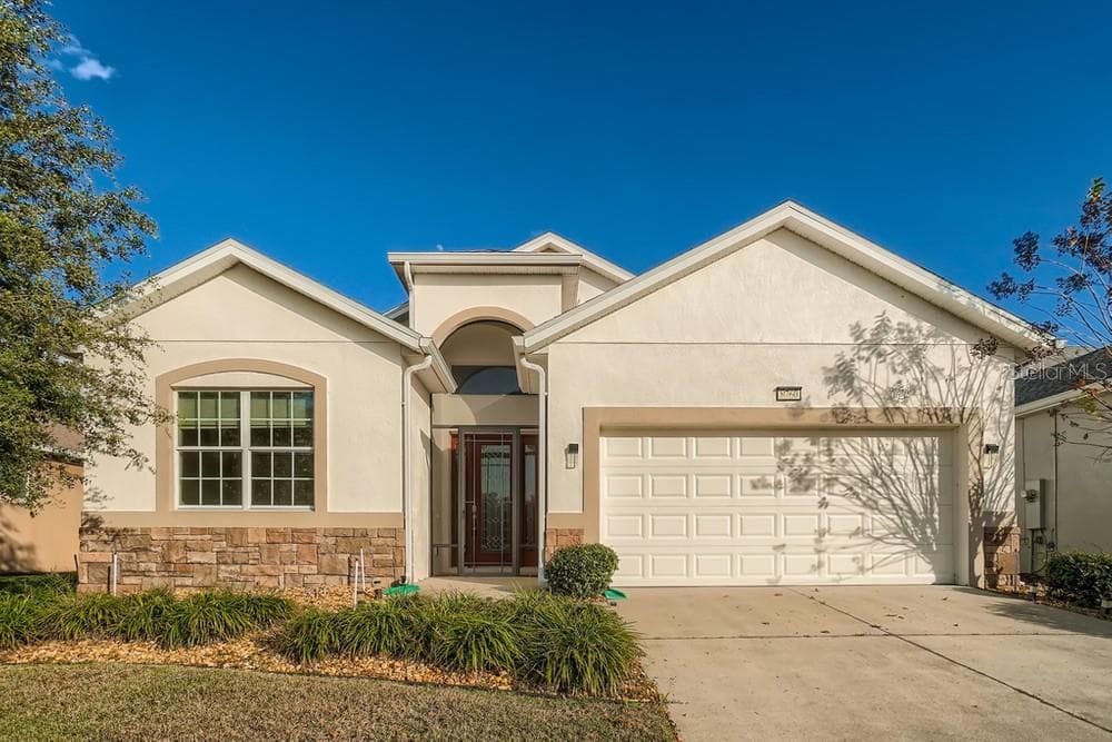 8760 BRIDGEPORT BAY CIRCLE MOUNT DORA, FL 32757