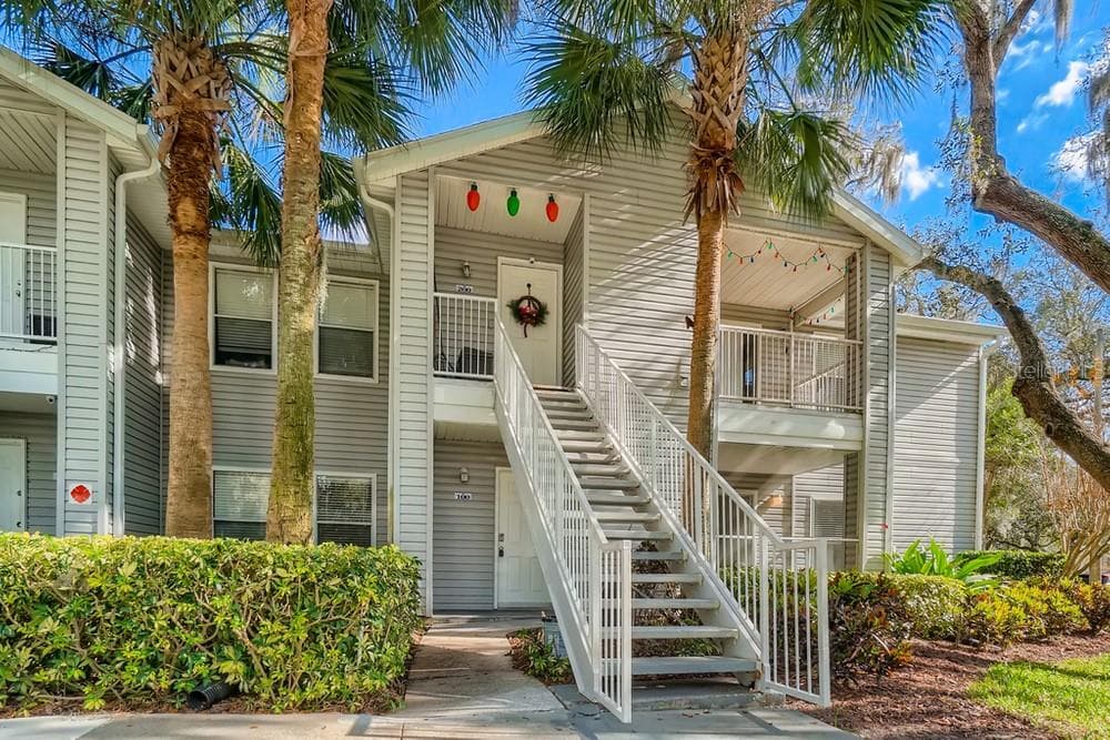 712 SECRET HARBOR LANE UNIT 100 LAKE MARY, FL 32746