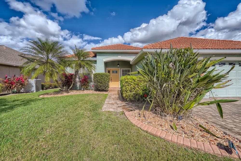 6112 BOBBY JONES COURT PALMETTO, FL 34221