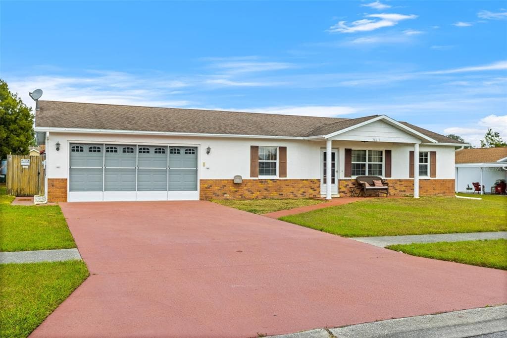 38619 TRELLIS AVENUE ZEPHYRHILLS, FL 33540
