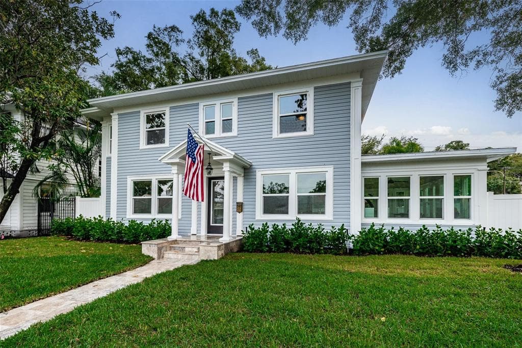 606 15TH AVENUE NE ST PETERSBURG, FL 33704