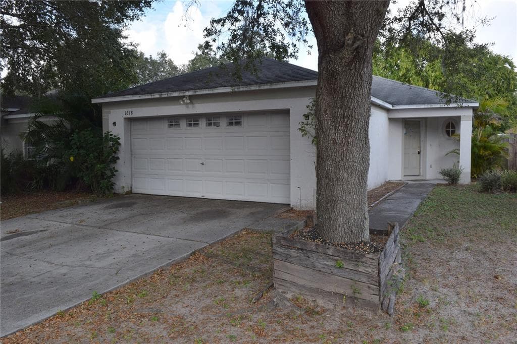 1618 MOSAIC FOREST DRIVE SEFFNER, FL 33584