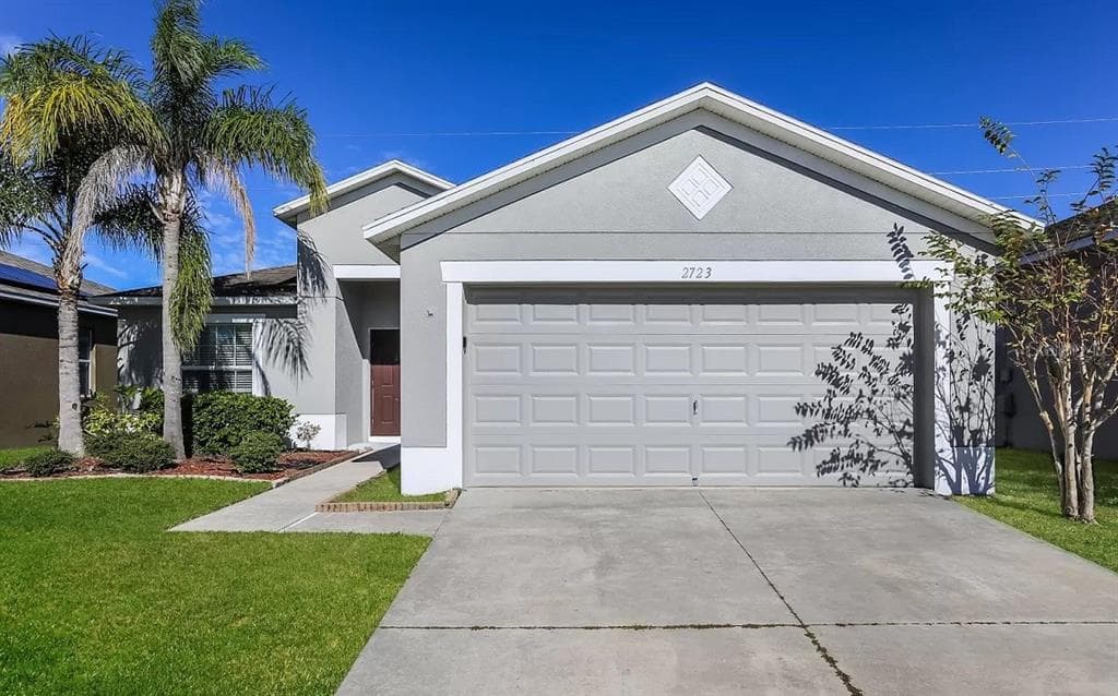 2723 CARRICKTON CIRCLE ORLANDO, FL 32824
