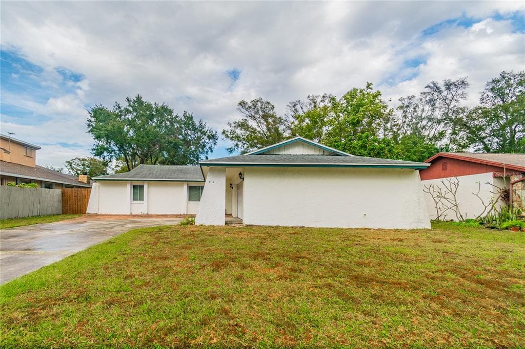 3112 CHAMBLEE LANE CLEARWATER, FL 33759