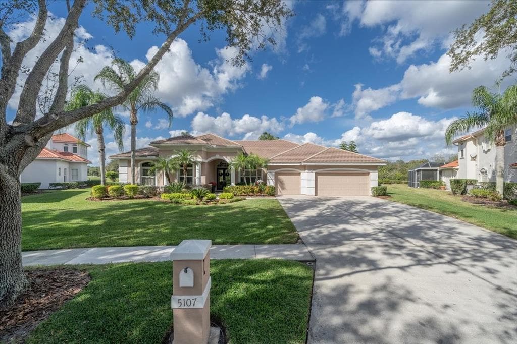 5107 RUE VENDOME LUTZ, FL 33558