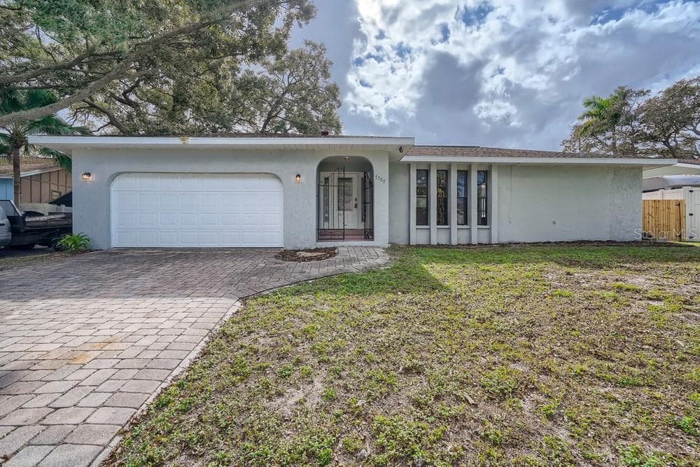 7707 9TH AVENUE DRIVE NW BRADENTON, FL 34209