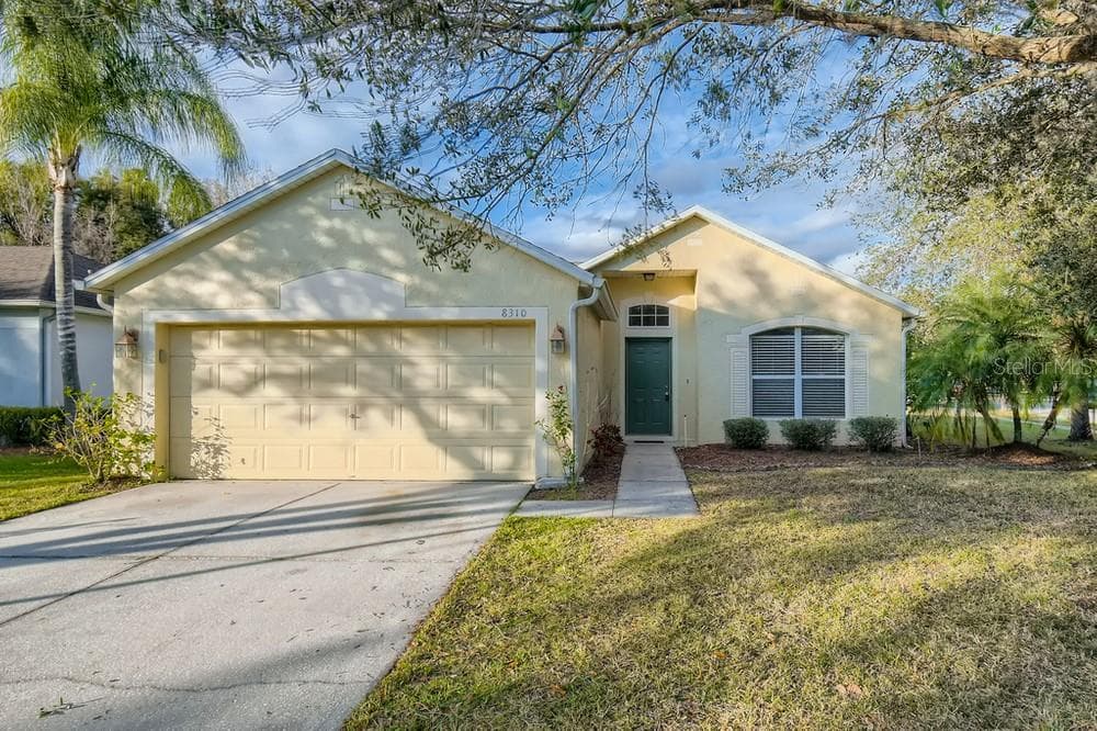 8310 TORRINGTON AVENUE TAMPA, FL 33647