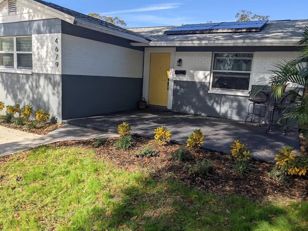 4679 35TH AVENUE N ST PETERSBURG, FL 33713