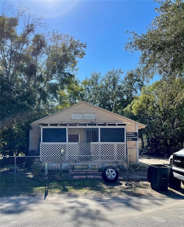 304 DUKE STREET BROOKSVILLE, FL 34601