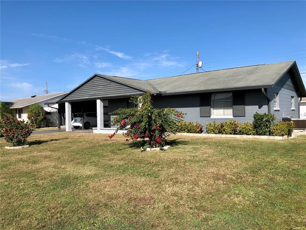 1505 ARROWHEAD DRIVE SUN CITY CENTER, FL 33573