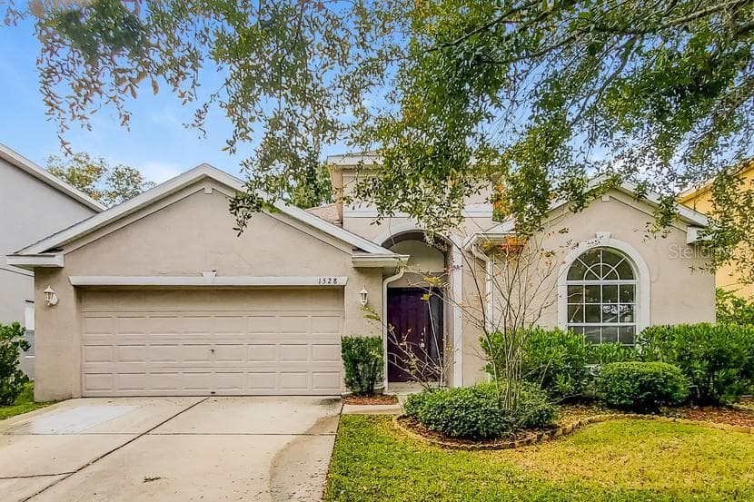 1528 EMERALD HILL WAY VALRICO, FL 33594