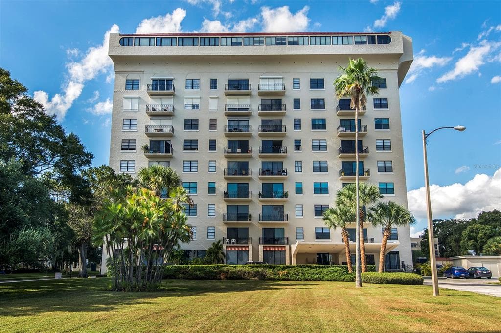 2109 BAYSHORE BOULEVARD UNIT 503 TAMPA, FL 33606
