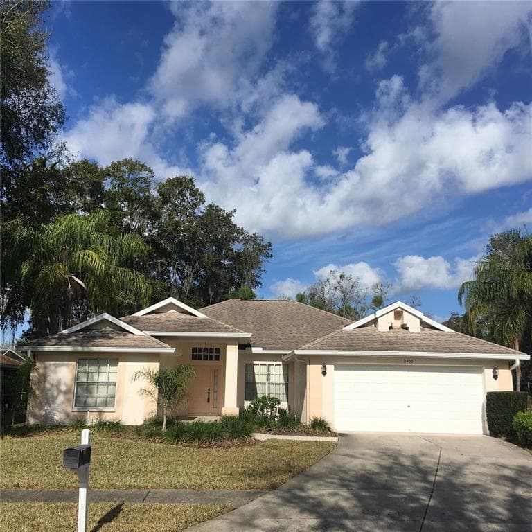 3403 SILVER GLEN COURT