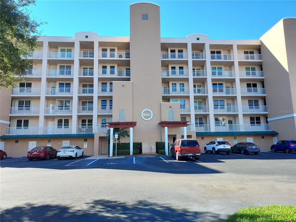 6450 SHORELINE DRIVE UNIT 9203 ST PETERSBURG, FL 33708