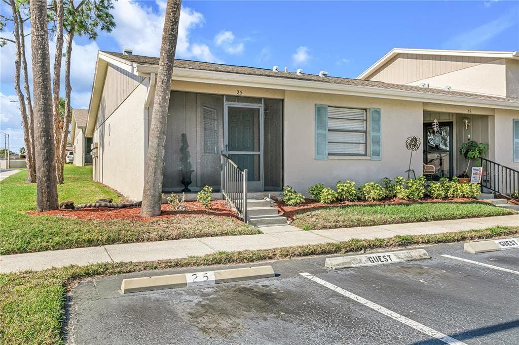2131 RIDGE ROAD S UNIT 25 LARGO, FL 33778