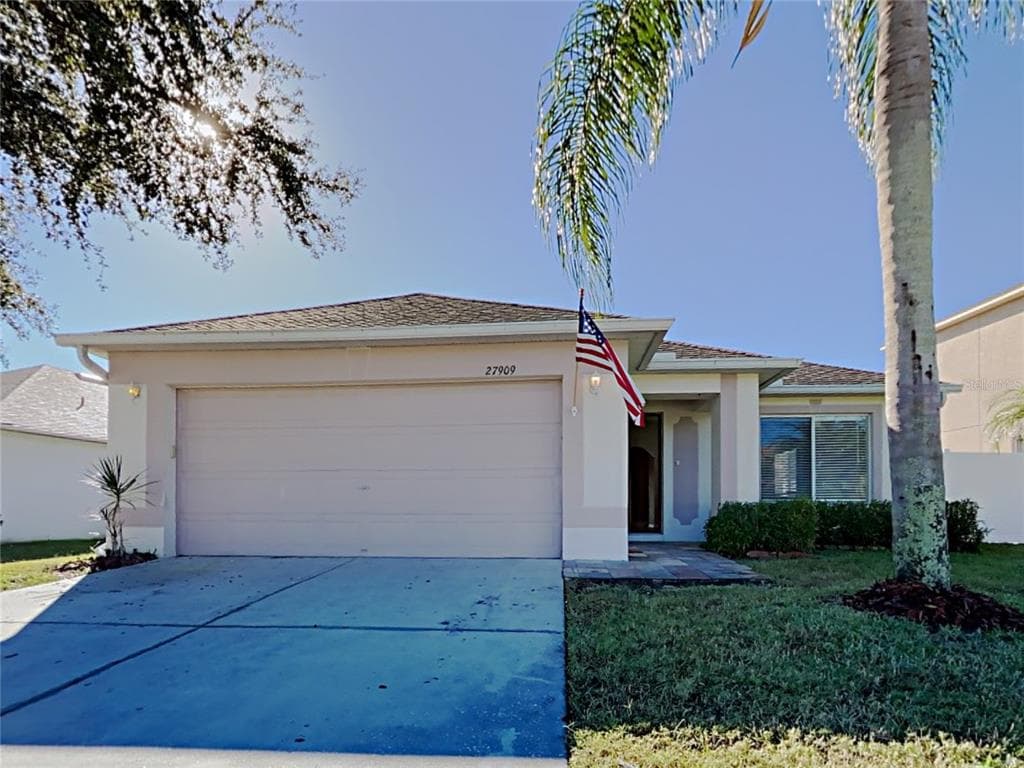 27909 BREAKERS DRIVE WESLEY CHAPEL, FL 33544