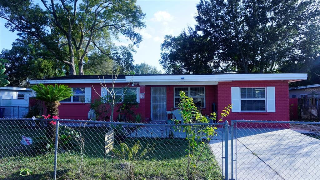 1711 E BOUGAINVILLEA AVENUE TAMPA, FL 33612