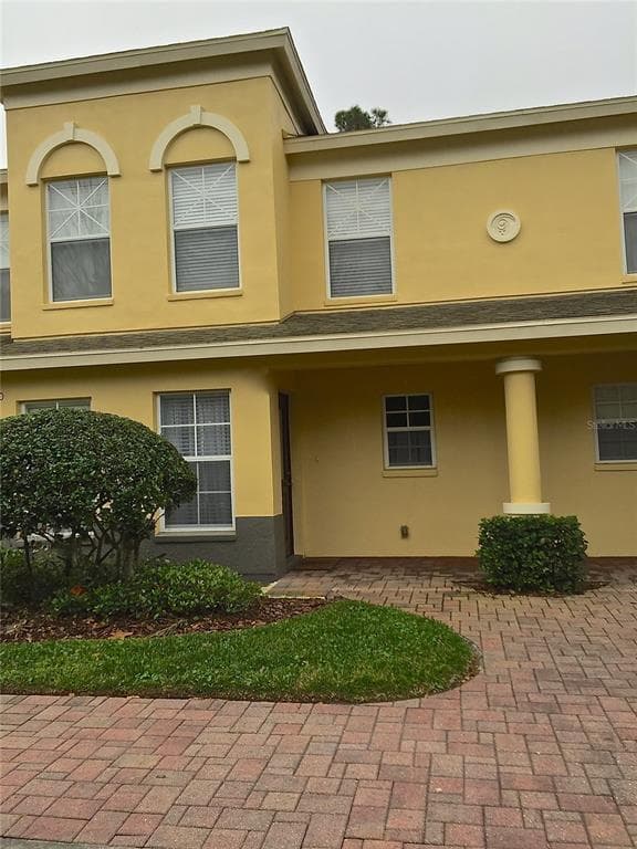 9612 CHARLESBERG DRIVE TAMPA, FL 33635