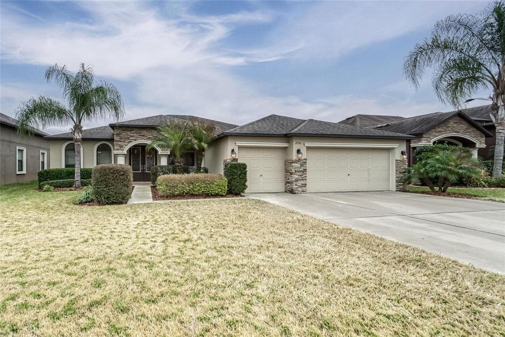 2714 COLEWOOD LANE DOVER, FL 33527
