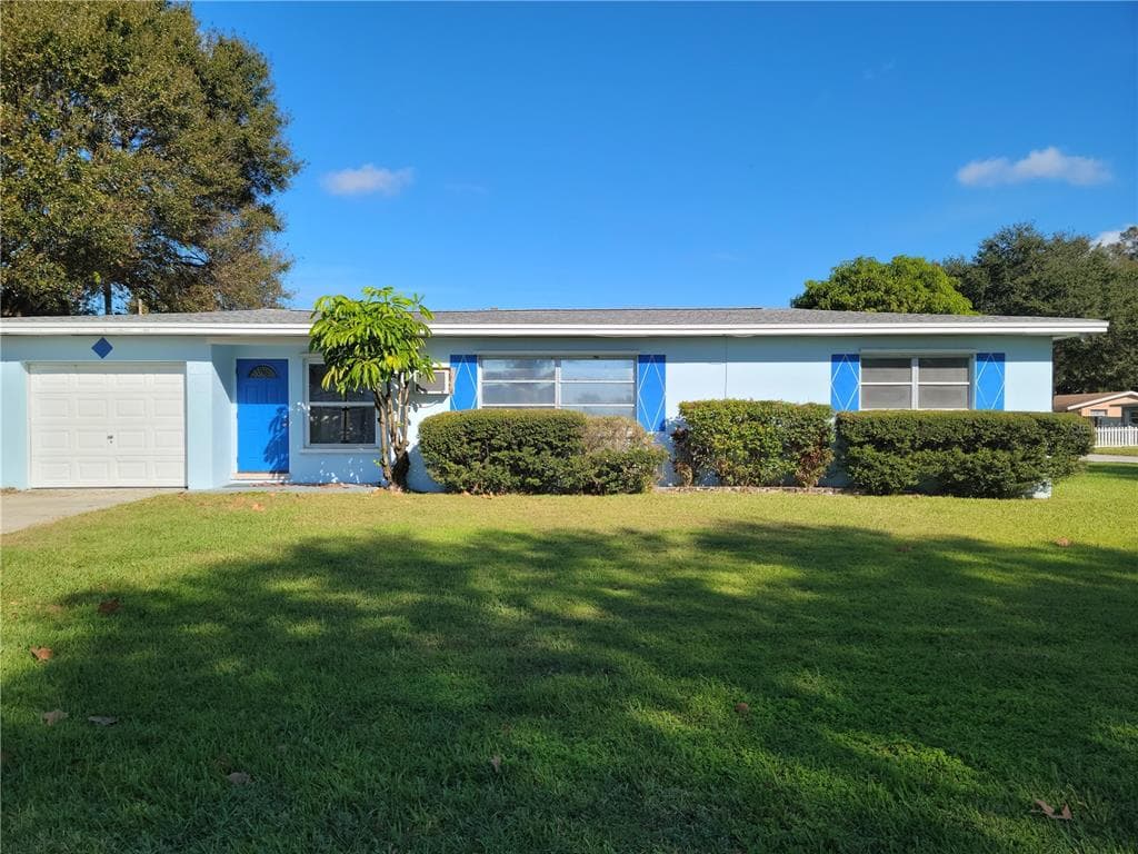 1512 COUNTRY LANE E