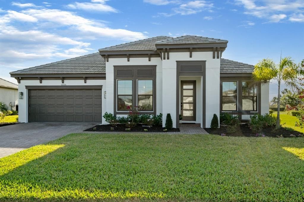 11606 APPLE TREE CIRCLE BRADENTON, FL 34211