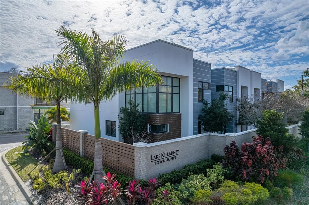 1820 MONDRIAN CIRCLE WINTER PARK, FL 32789