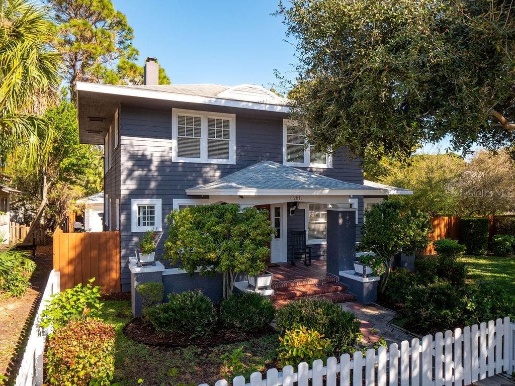2811 4TH AVENUE N ST PETERSBURG, FL 33713