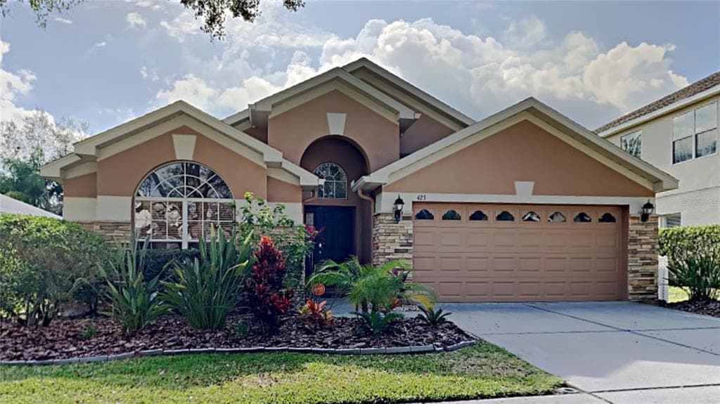 423 DOWN PINE DRIVE SEFFNER, FL 33584