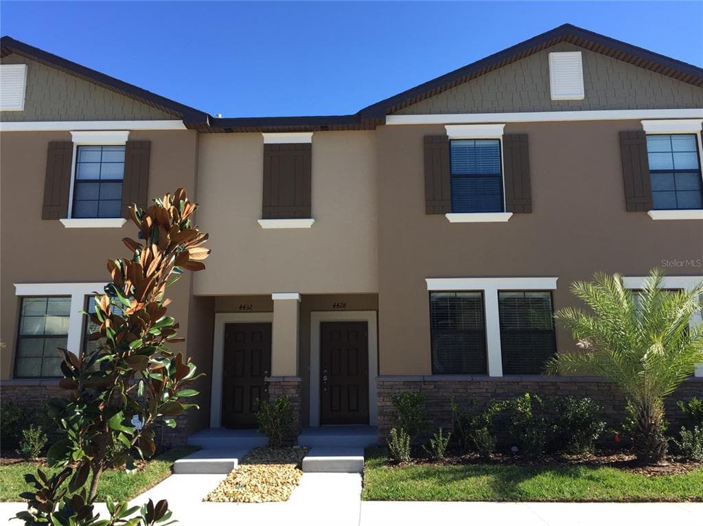 4428 FENNWOOD COURT WESLEY CHAPEL, FL 33543