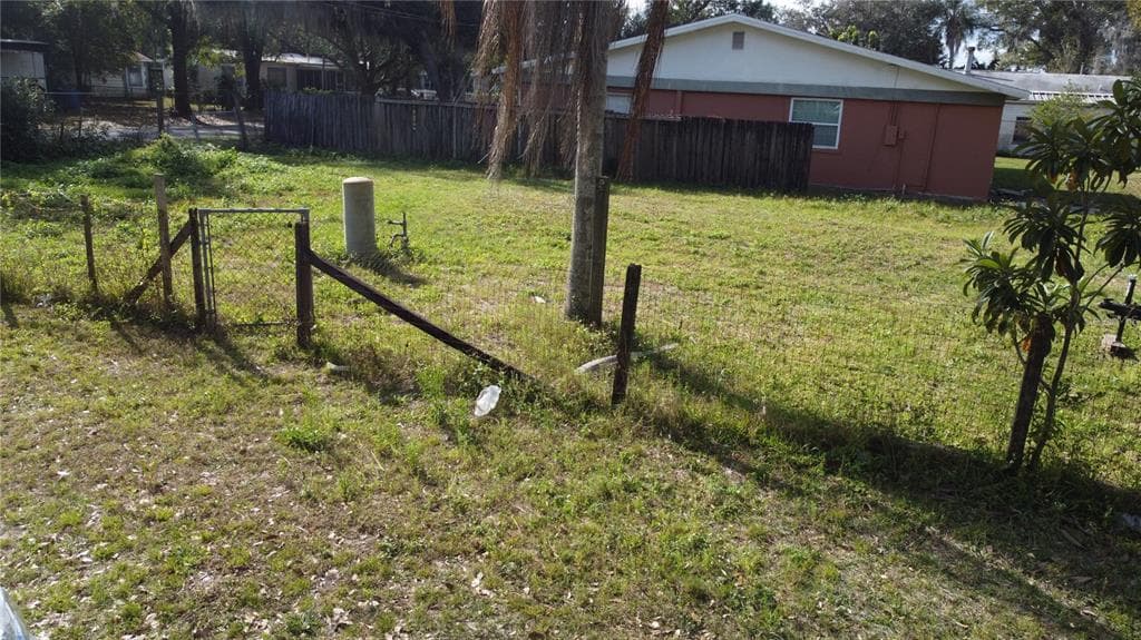 12702 WORCHESTER AVENUE TAMPA, FL 33624
