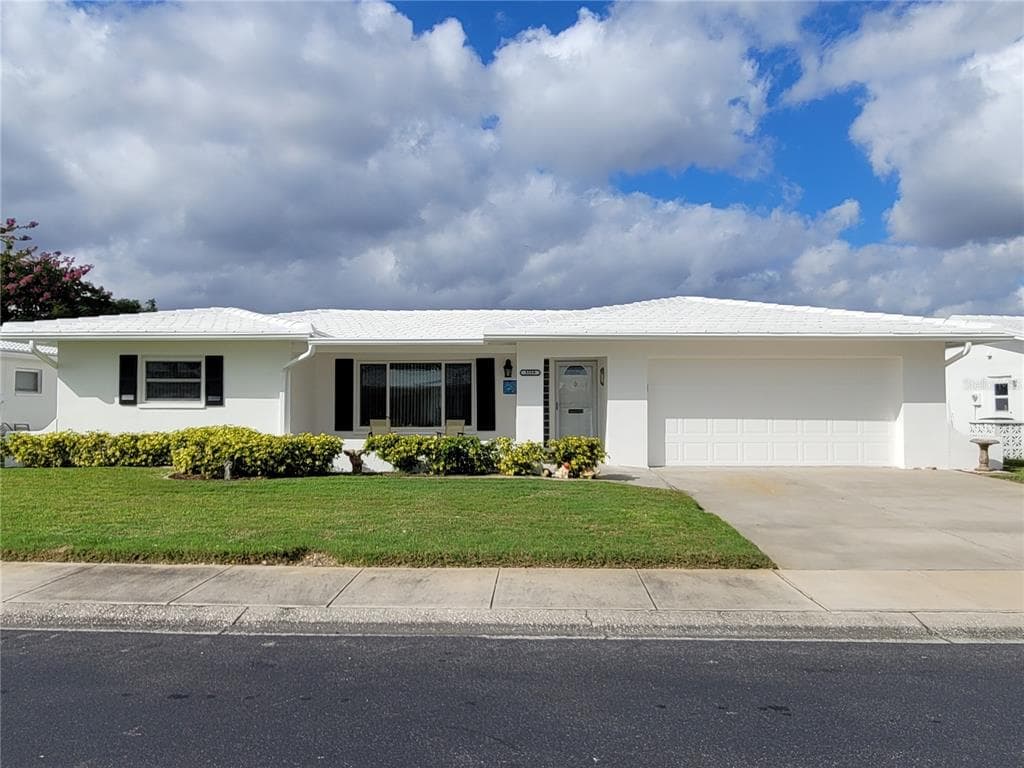 3559 100TH AVENUE N UNIT 4