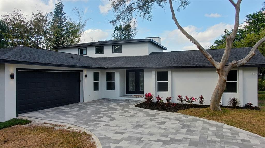 9068 BAYWOOD PARK DRIVE