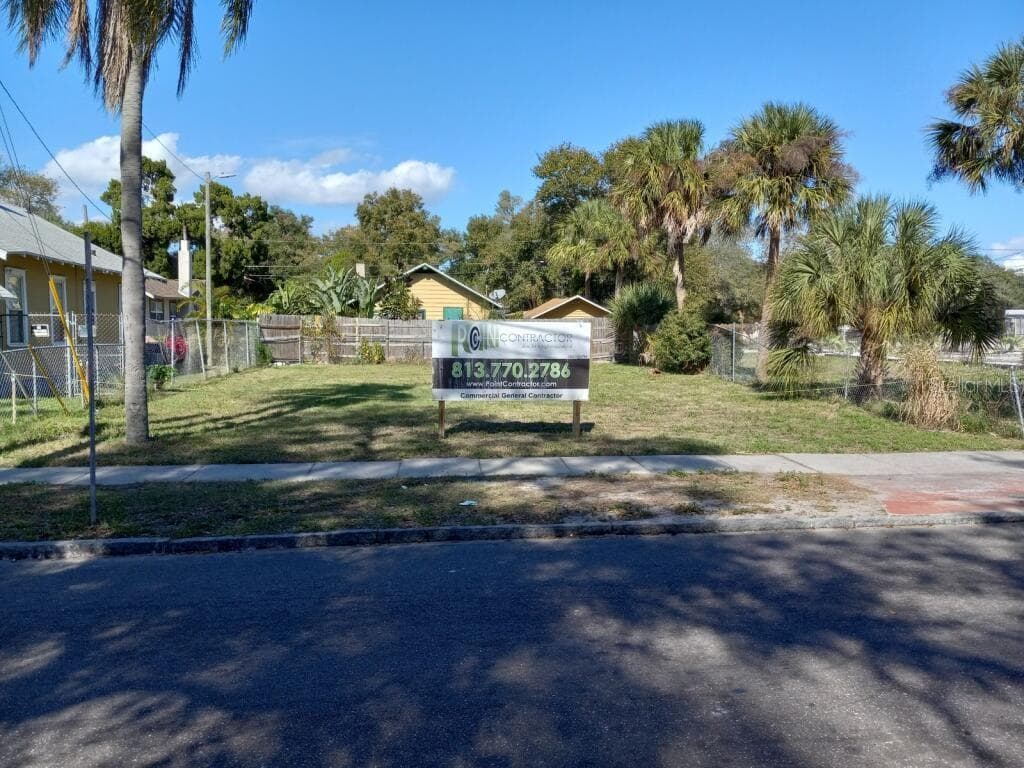 935 13TH AVENUE S ST PETERSBURG, FL 33705