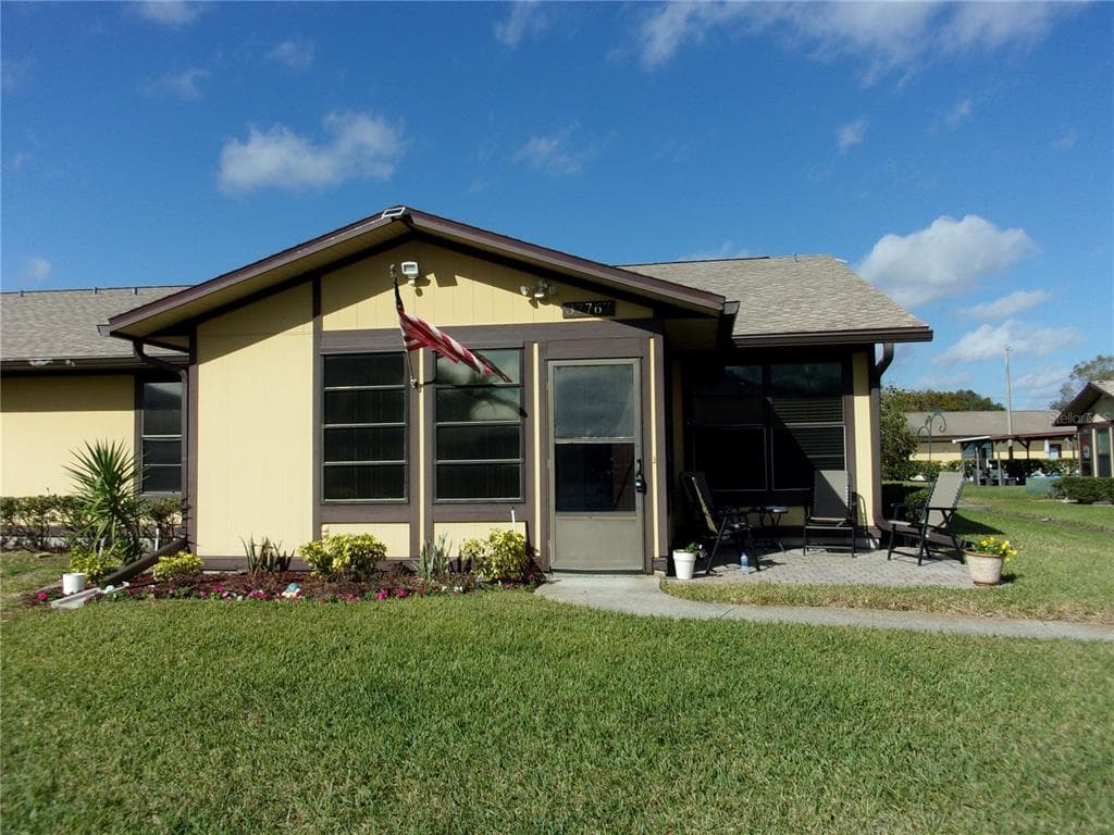 37767 ALISSA DRIVE UNIT b ZEPHYRHILLS, FL 33542